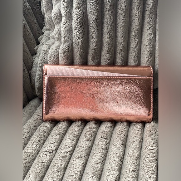 NWT Michael Kors Jet Set Travel Large Patent Envelope Wallet - Picture 8 of 9